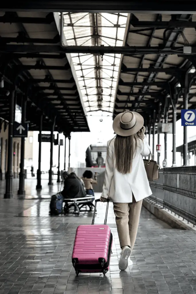 Vera Bradley Carry On Travel Bag Luggage Trolley Sleeve Moonlight Navy  Luggage | eBay